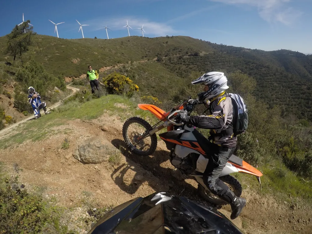 Trau Dich! Enduro-Einstieg in Andalusien