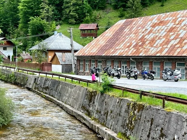 Vârfurile, Peștera Urșilor & Hunedoara, 4 Tage – Bild 3