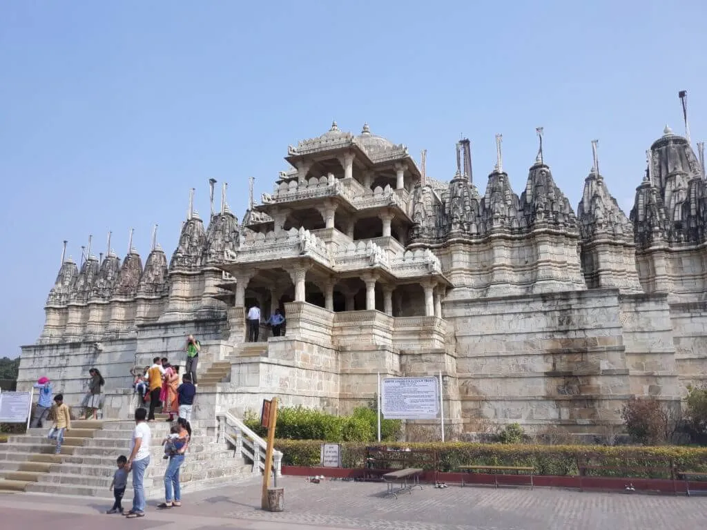 Tag 9: Kumbhalgarh – Udaipur (110 km)