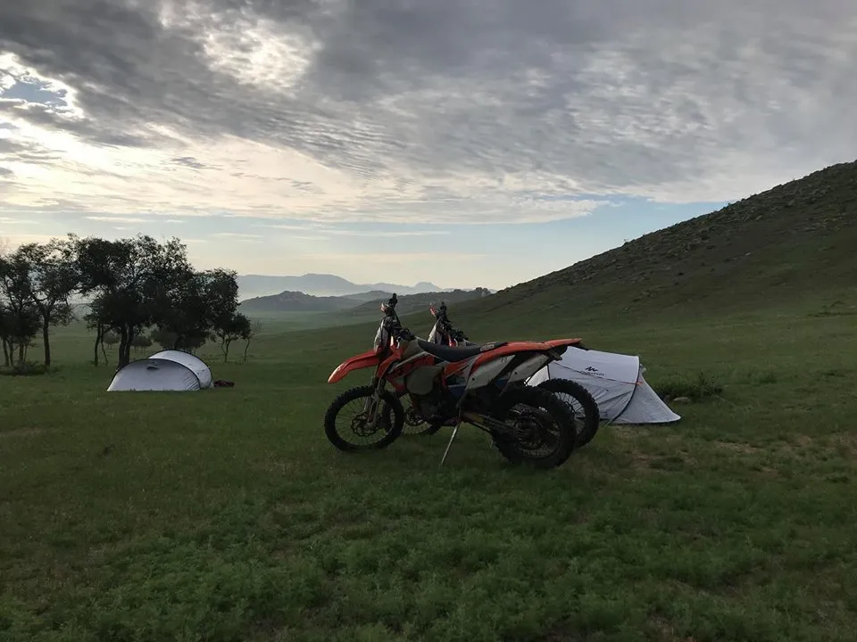 Motorradreise Mongolei: Enduro Tour ins Vulkanland – Bild 4