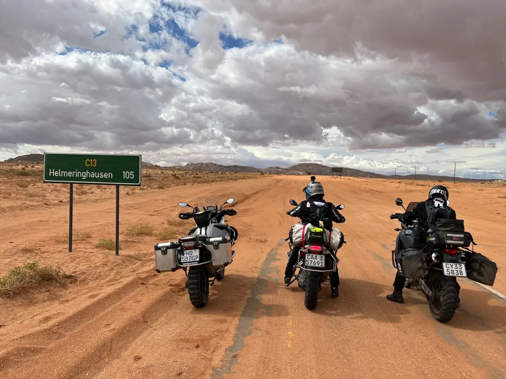 Motorradreise Namibia: Schotterpistentour mit Enduro – Bild 1